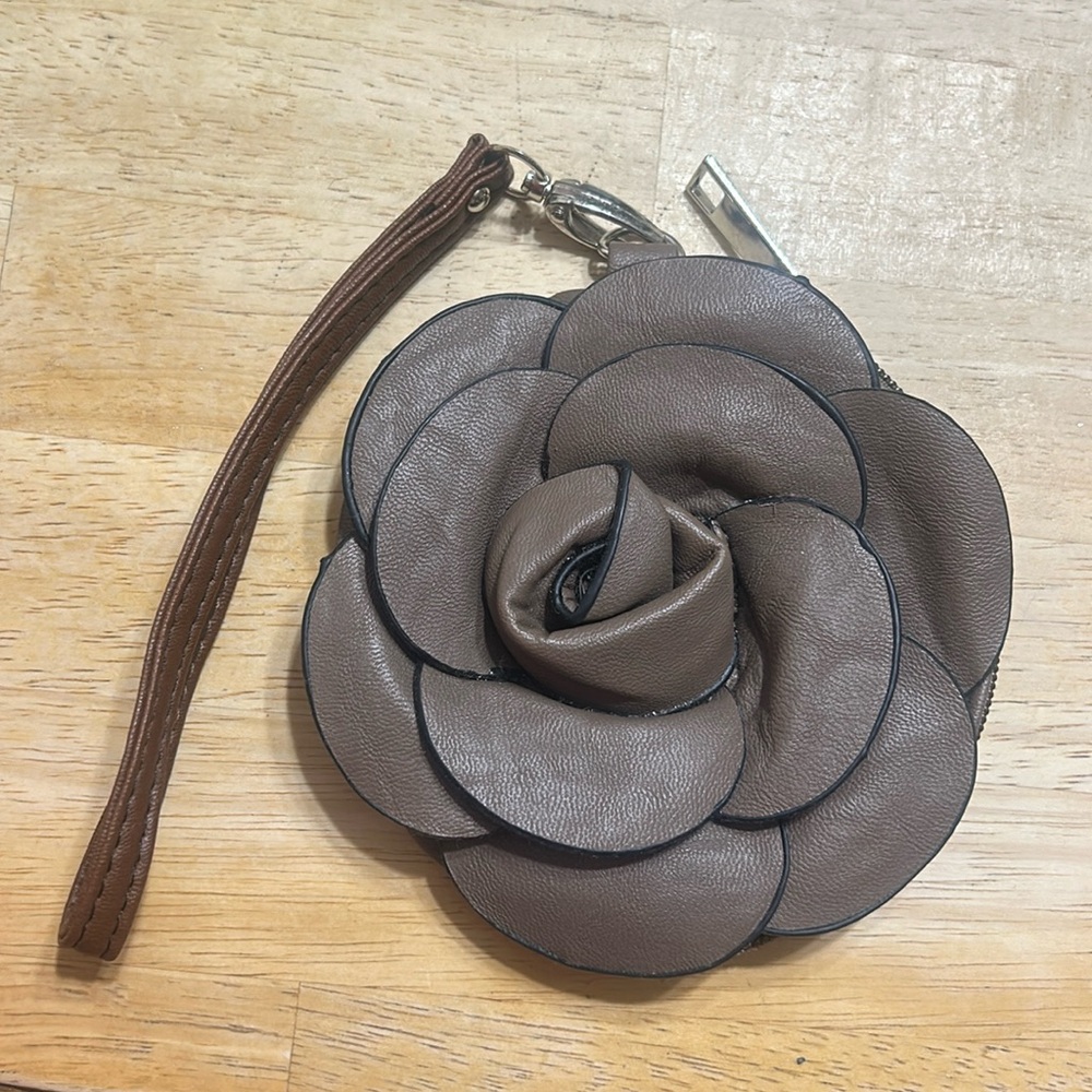 Wristlet purse!